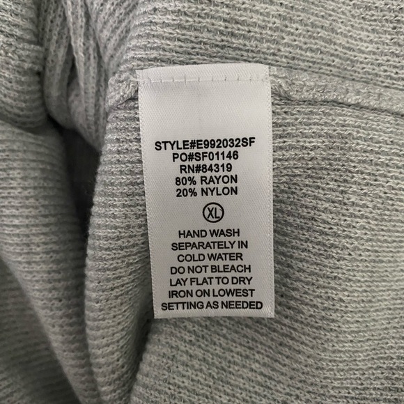 Evolution by Cyrus Women's Gray Rib Knit Pullover Hoodie Top NWT Size XL - Picture 5 of 5